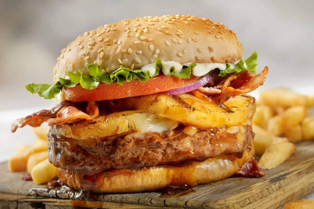 Portada del plato 'Hamburguesa Hawaiana '